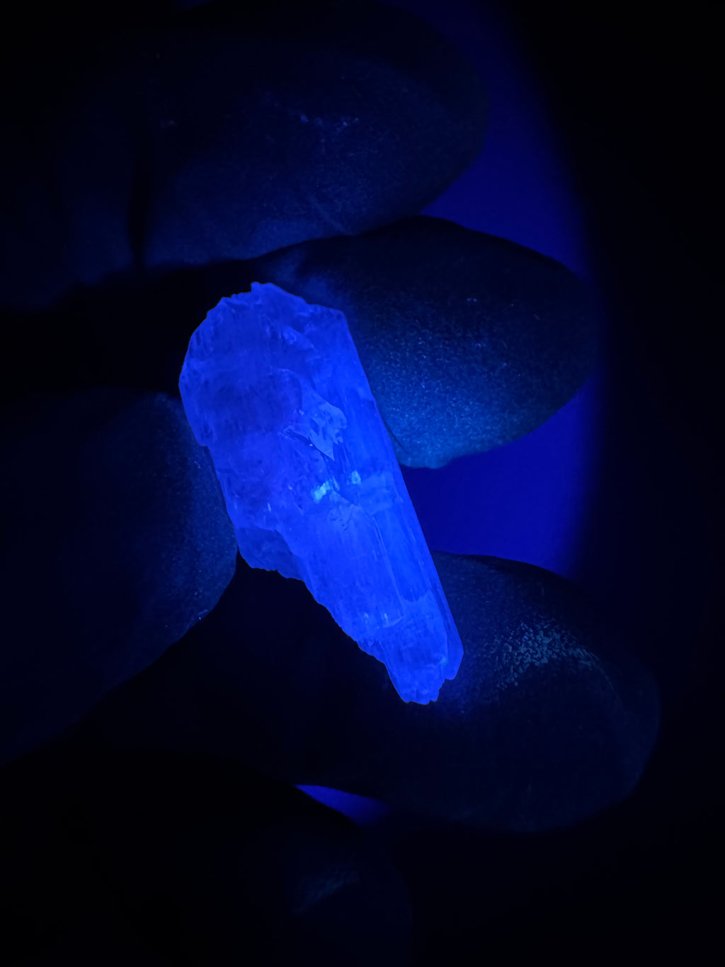 Spodumene (Kunzite)