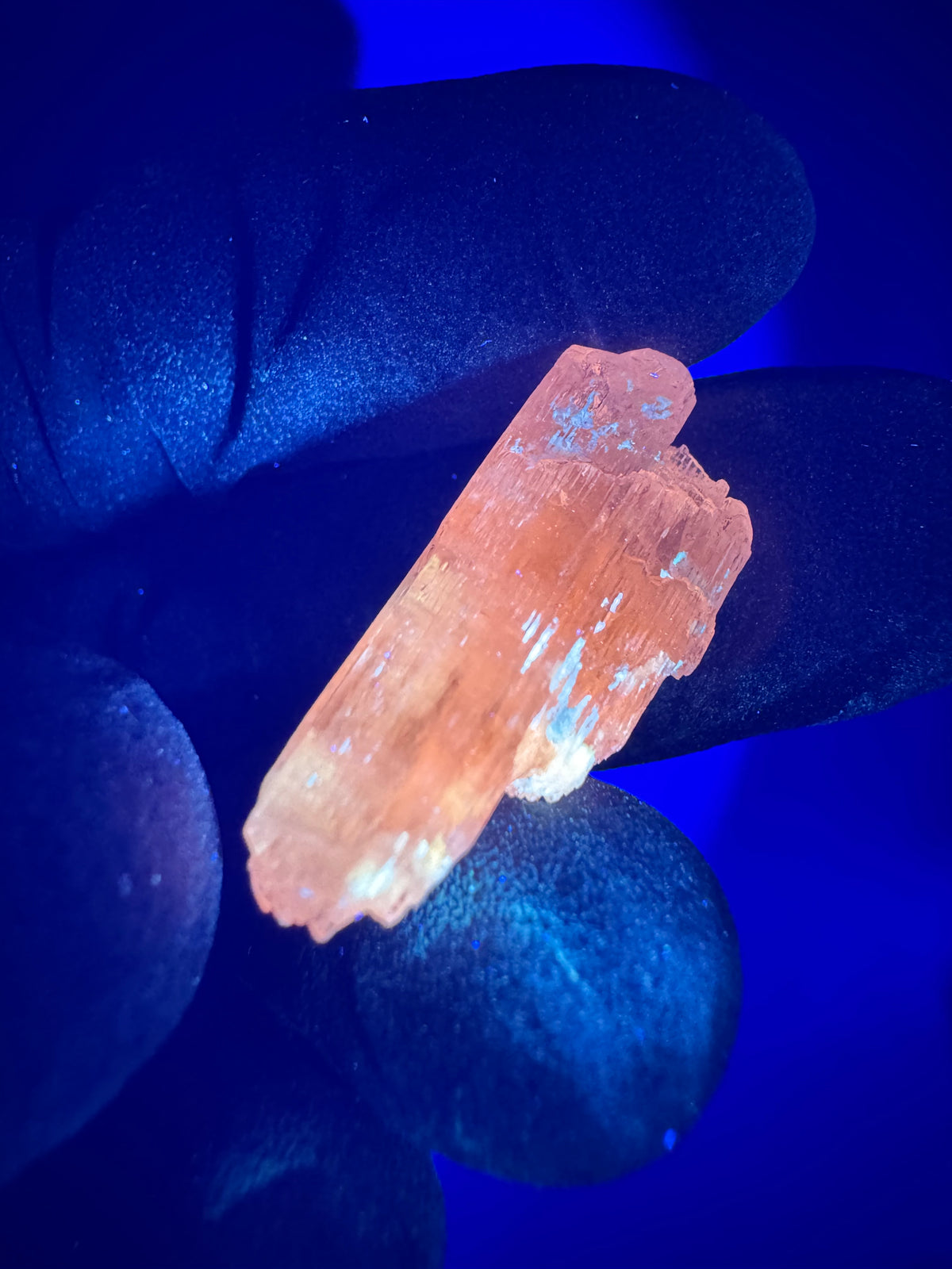 Spodumene (Kunzite)